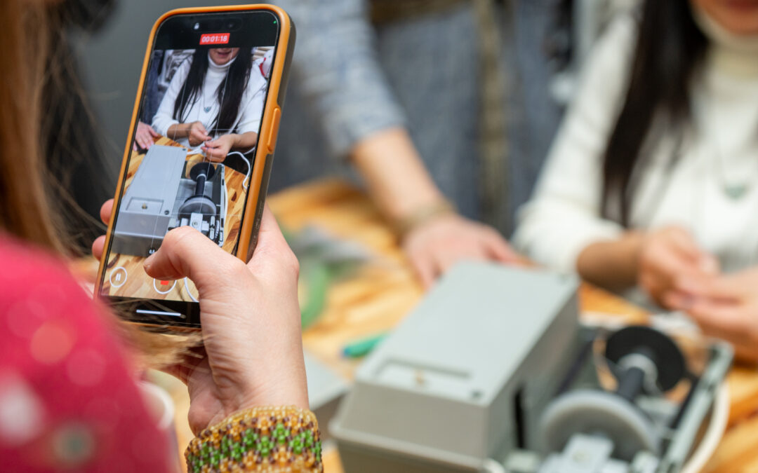 Dos and Don’ts of Social Media Storytelling for Small Businesses