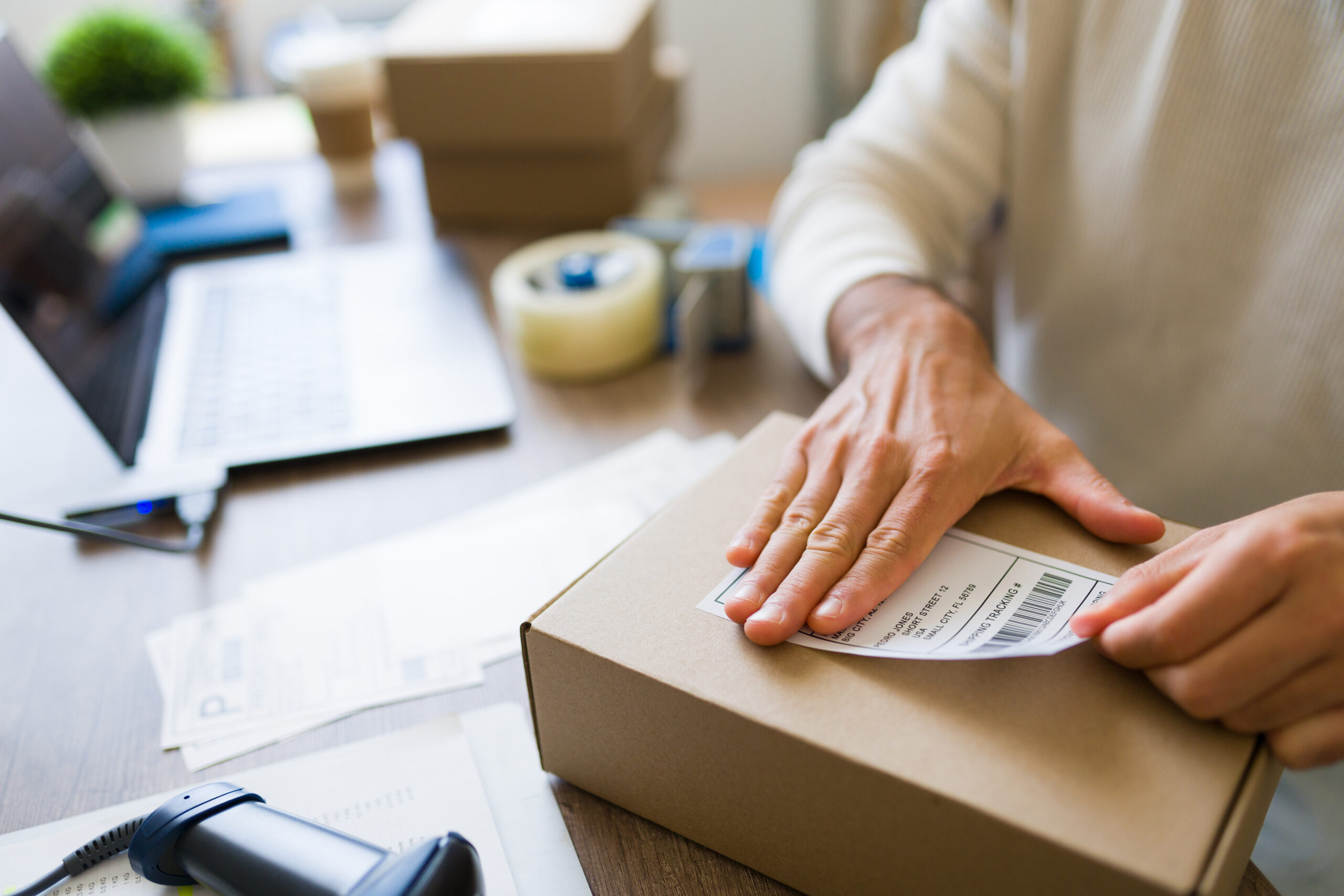 USPS, UPS, or FedEx? Shipping Options for Small Businesses